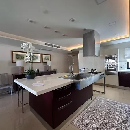 Apartman Penthouse Swieqi ! Events Allowed *