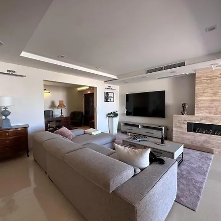 Penthouse Swieqi ! Events Allowed Is-Swieqi